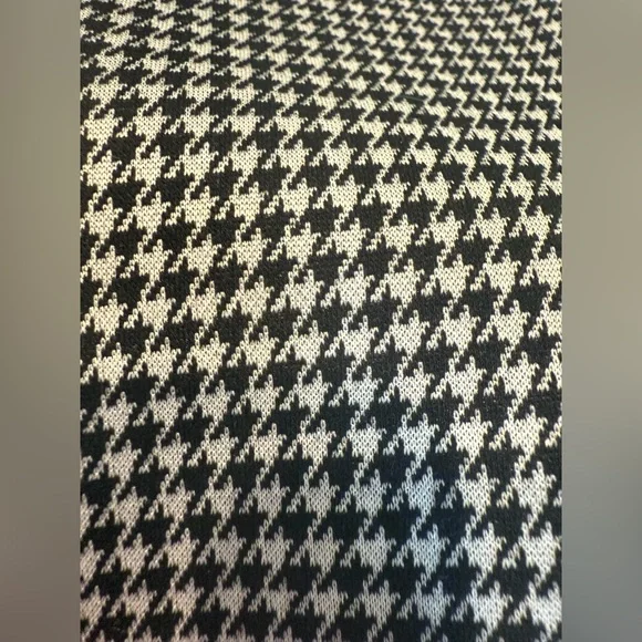 Abercrombie Kids Black and White Houndstooth Flare Trousers - Picture 2 of 5